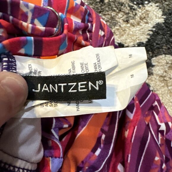 Jantzen One Piece Swimsuit - Picture 6 of 10